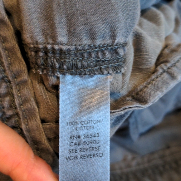 Calvin Klein cargo shorts - Picture 6 of 8